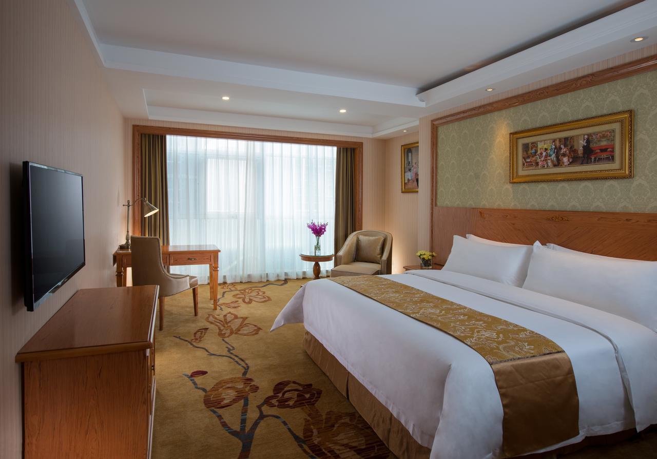 Vienna Hotel Xi'An Railway Station Екстер'єр фото